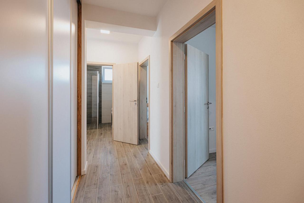 Apartmany U Skraba Besenova Ngoại thất bức ảnh