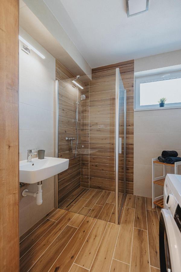 Apartmany U Skraba Besenova Ngoại thất bức ảnh